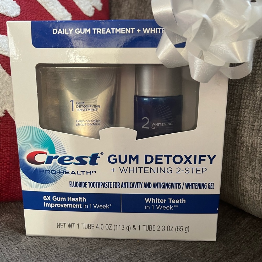 Set Crest Gum Detoxify